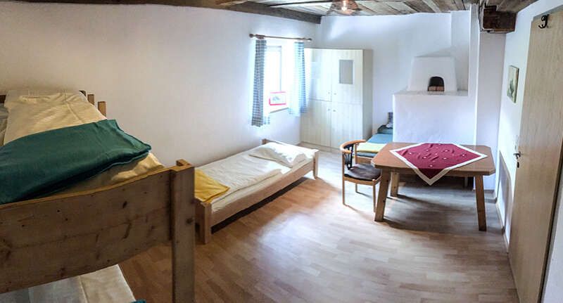 Vierbettzimmer im Outdoor Refugio in Haiming, Tirol